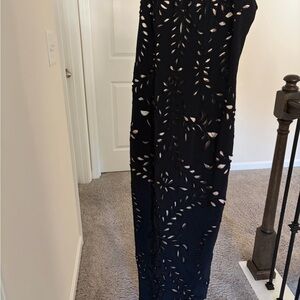 Elegant Black Maxi Dress